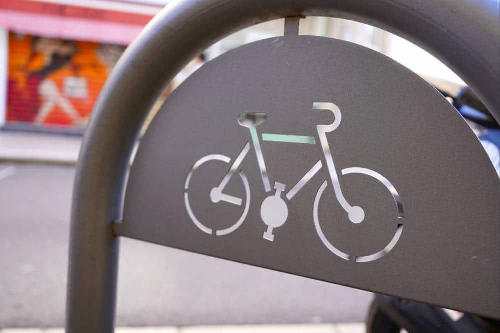 Râtelier à vélos stationnement espace public